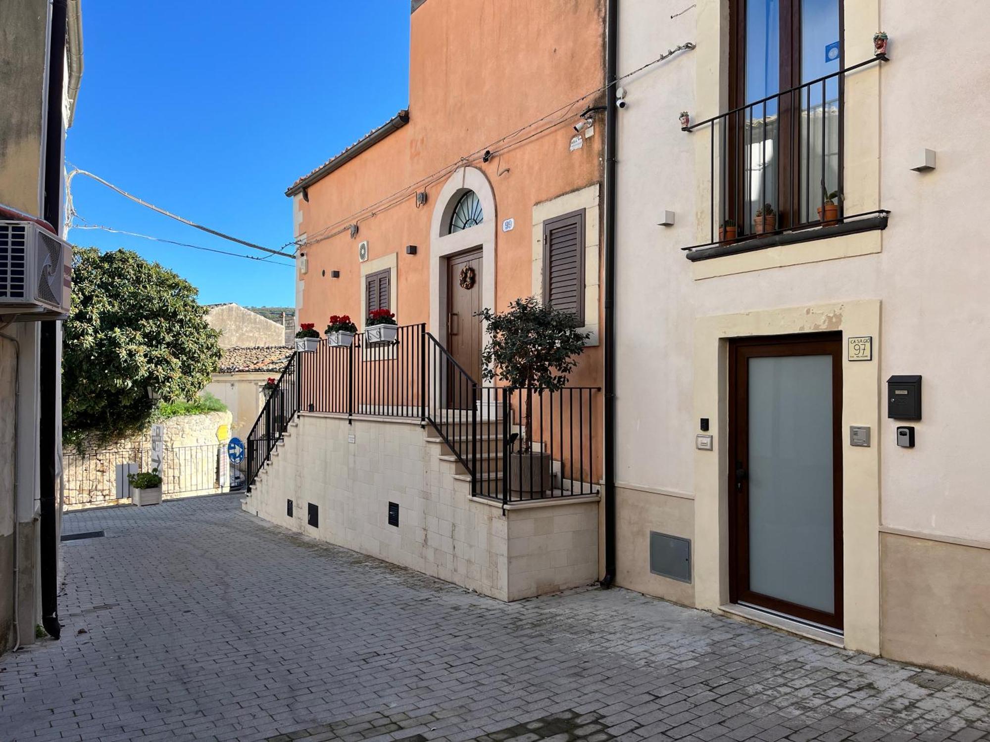 Casagio' Villa Ragusa Exterior photo